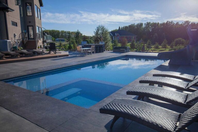 06latham-fiberglass-astoria-slide