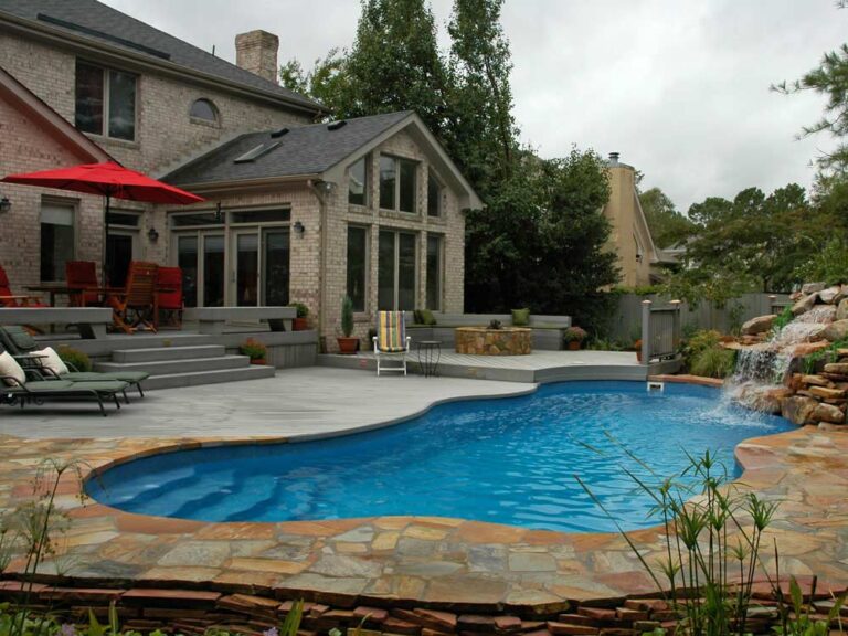 Latham-Fiberglass-Cancun